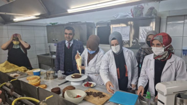 Pendik Halk Eğitim Merkezi’nden Yerel Basına Kahvaltı
