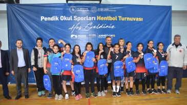 Hentbol Turnuvalarında Mücadele Sona Erdi