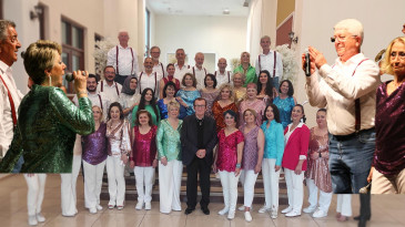 PENHAD, ATİLLA YELKEN NOSTAJİK POP KONSERİ 70 Lİ 80 Lİ YILLARI YAŞATTI