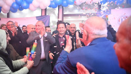 Dadaşlardan Başkan Yazıcı’ya sürpriz: Konfeti ve sloganlarla karşılandı