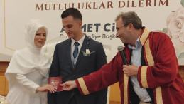 Pendik’te Sevilen Emekli Komiser Dursun Özen’in oğlu Onur & Melike le Bir Ömür Beraberliğe Yürüdüler