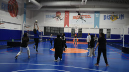 Pendik Belediyesinden Voleybolseverlere Ücretsiz Spor Etkinliği