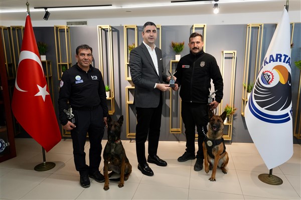 KARTAL ARAMA-KURTARMA EKİBİNDEN BAŞKAN GÖKHAN YÜKSEL’E ZİYARET