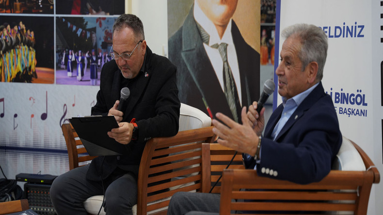 Atatürk’ün adını verdiği Mustafa Kemal Ulusu, Tuzla’da söyleşi yaptı