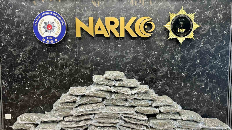 Pendik’te zehir tacirine baskın: 71 kilo 400 gram uyuşturucu ele geçirildi