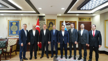 Eğitim-Bir-Sen ve Memur-Sen Başkan Ahmet Cin’i Ziyaret Ettiler