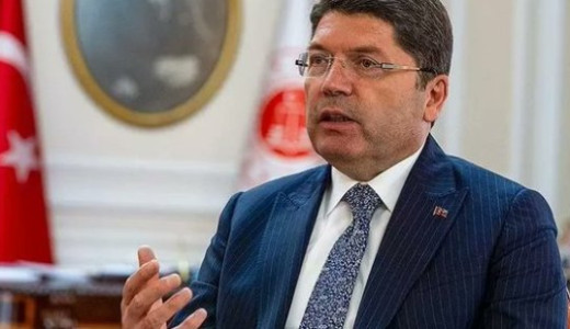 Yılmaz Tunç Adalet Bakanlığı’ndan ayrıldı!