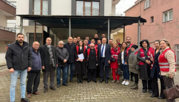 “CHP Pendik’ten Sülüntepe’de Esnafla Birebir Temas”