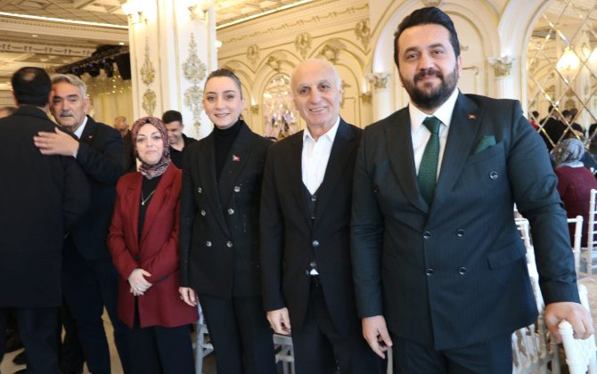 AK PARTİ KARTAL’DA VEFA SOFRASI:”YOLUMUZA AYNI KARARLILIKLA DEVAM EDECEĞİZ”