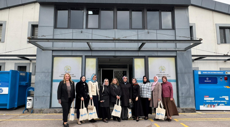 Pendik’te Ortak Payda Çevre: Kent Konseyi Kadın Meclisi Geri Dönüşüm Merkezinde Buluştu