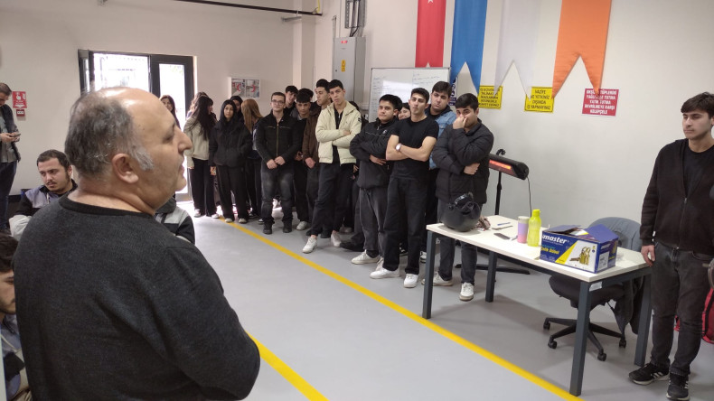 Meslek Lisesi Öğrencileri YETGİM’i Ziyaret Ediyor