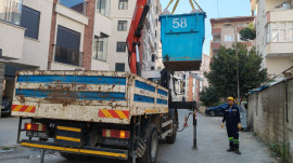 Her Gün 60 Ton Moloz Topluyorlar