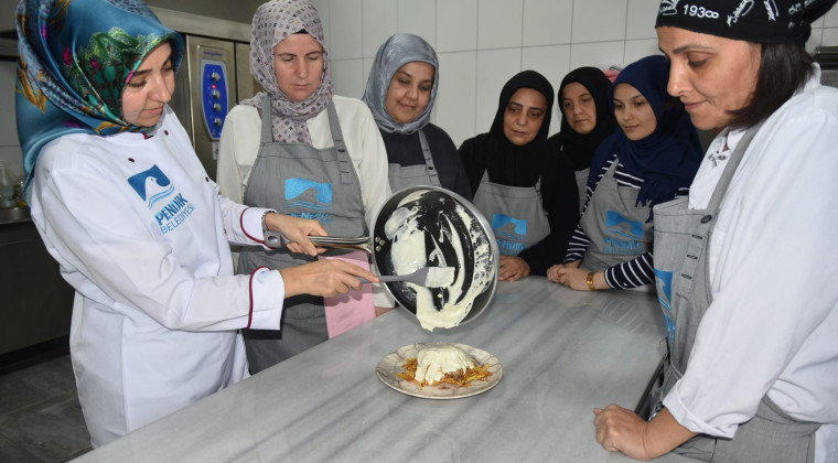 Pendik Belediyesi PESEM’de Mutfak Sanatları Kursları Başladı