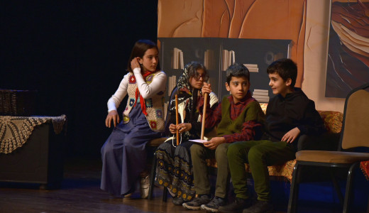 “Yıl Sonu Gösterileri” tiyatroyla başladı