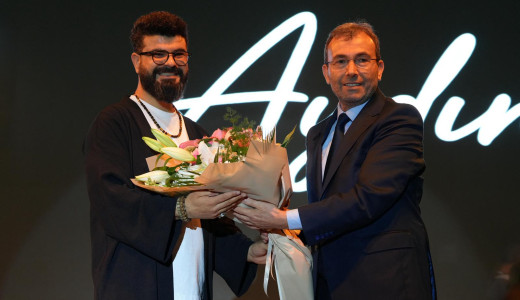 Fazıl Aydın Bu Kez Millet Bahçesinde Konser Verdi