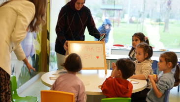 Tuzla’da annelere nefes aldıran hizmet: Saatlik Bakım Merkezleri