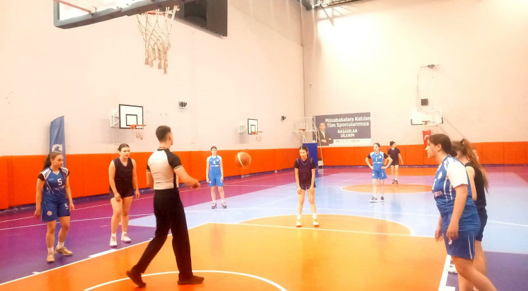 Pendik Okul Sporları Basketbol Turnuvası Sona Erdi