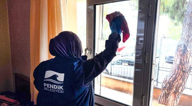 Bayram Öncesi İhtiyaç Sahibi Ailelere Ev Temizliği Desteği