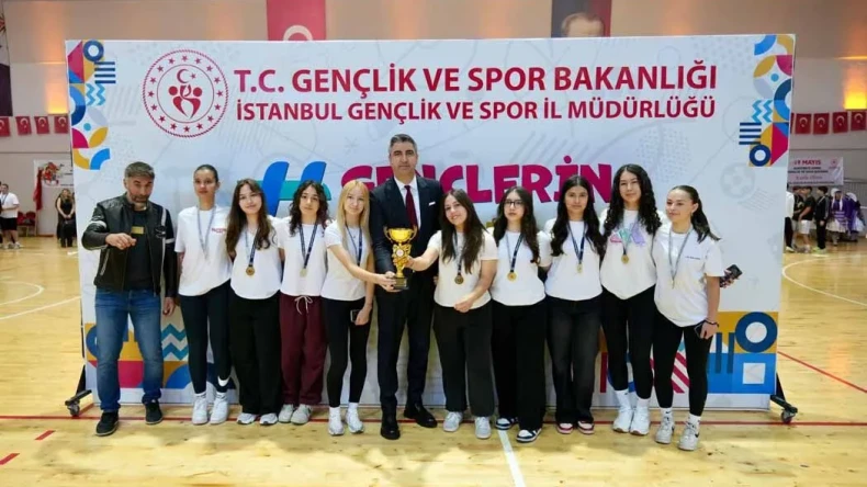 KARTAL’DA 19 MAYIS COŞKUSU SPOR, MÜZİK VE GENÇLİKLE BULUŞTU