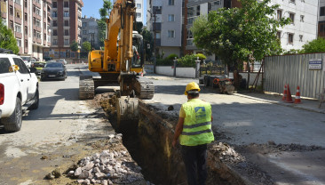 Yağmur Suyu Kanalı Çalışmaları Aralıksız Sürüyor