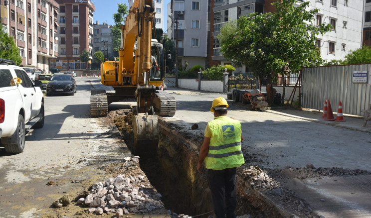 Yağmur Suyu Kanalı Çalışmaları Aralıksız Sürüyor