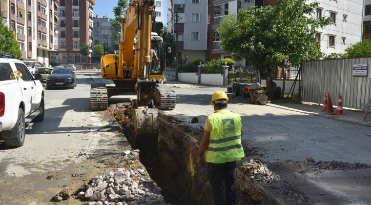 Yağmur Suyu Kanalı Çalışmaları Aralıksız Sürüyor