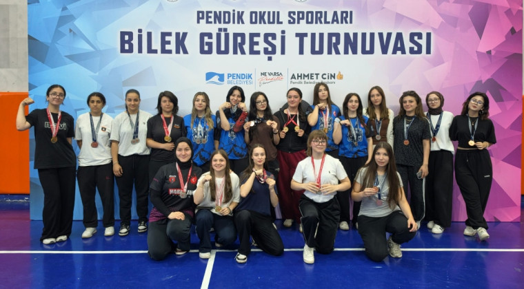 Pendik Okul Sporları Bilek Güreşi Turnuvası Tamamlandı