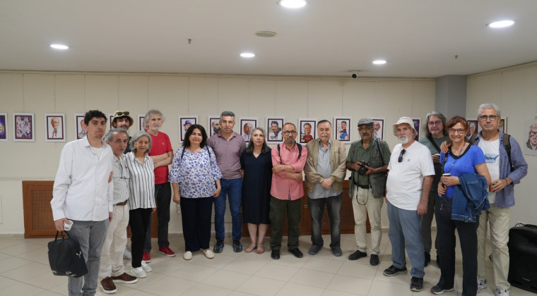PORTRE KARİKATÜR VE İLLÜSTRASYON SERGİSİ KAPILARINI KARTALLILAR İÇİN AÇTI
