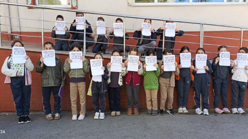Adım Adım Keşif: Öğrenciler eTwinning Projesiyle Sınırları Aştı