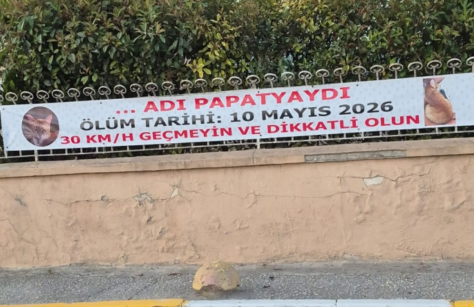 Kaybettikleri Dostları İçin Pankart Astılar, Pendik’in Tüm Sürücülerine Seslendiler