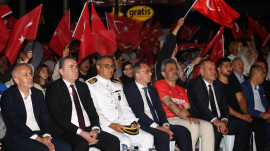 15 Temmuz Demokrasi ve Milli Birlik Günü Pendik’te Gün Boyu Süren Anma Programlarıyla Kutlandı…