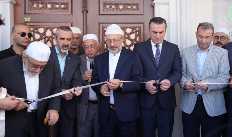 Pendik’te Hacı Hatun Öztürk Camii İbadete Açıldı