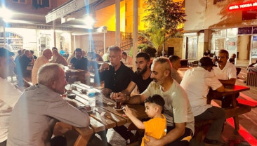 HÜDA PAR Pendik İlçe Başkanı Erdal Almalı, Kaynarca Mahallesi’nde Vatandaşlarla Buluştu