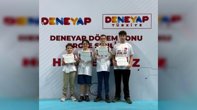 Pendikli Uras Ceran’dan DENEYAP Türkiye Proje Şenliği’nde Büyük Başarı