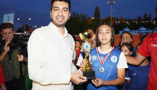 Yaz Spor Okulları coşkuyla tamamlandı