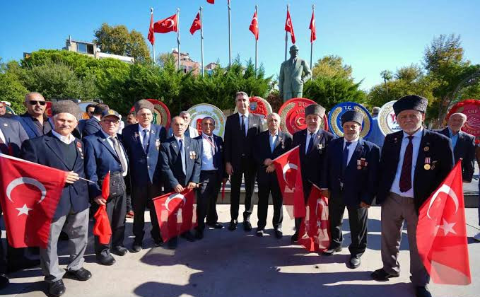 KARTAL’DA GAZİLER GÜNÜ TÖRENLE ANILDI