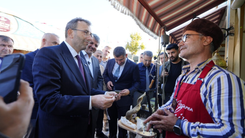 21. Uluslararası Geleneksel El Sanatları Festivali Başladı
