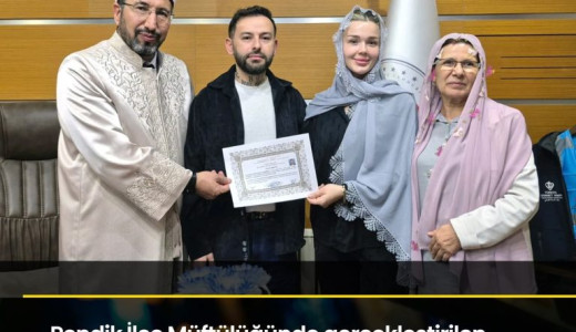 Ukrayna Vatandaşı Viktoria Köse Müslüman Oldu, “Amine” İsmini Aldı