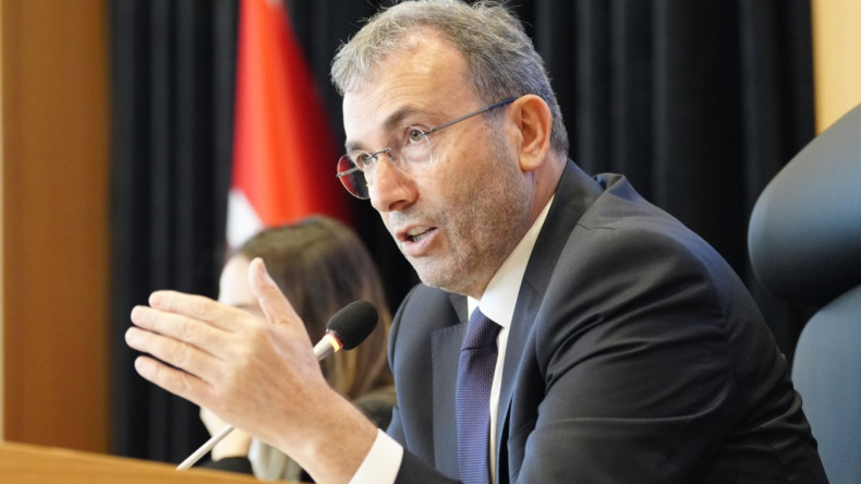 Yeni Belediye Binasında İlk Meclis Toplantısı Gerçekleştirildi