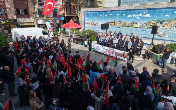 PENDİK’TE GAZZE SOYKIRIMI’NIN YIL DÖNÜMÜNDE BASIN AÇIKLAMASI YAPTILAR